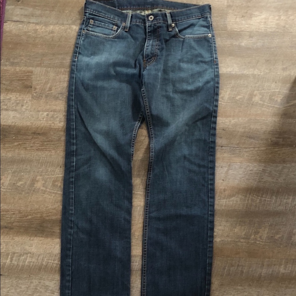 514 Levis 33 x 34 Slim Straight